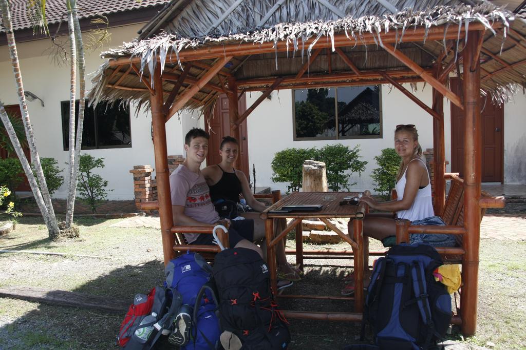Forum House Hotel Krabi By Eksteriør billede
